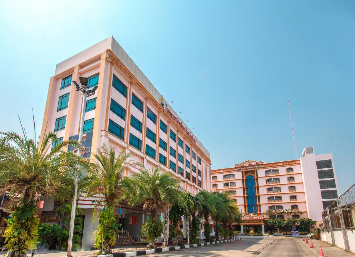 Chiangmai Ratanakosin Hotel Chiang Mai Ngoại thất bức ảnh