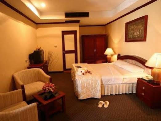 Chiangmai Ratanakosin Hotel Chiang Mai Ngoại thất bức ảnh